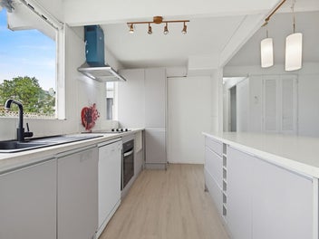 Affordable Buying In Papatoetoe