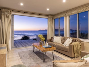 Income Potential with Uninterrupted Coastal Views