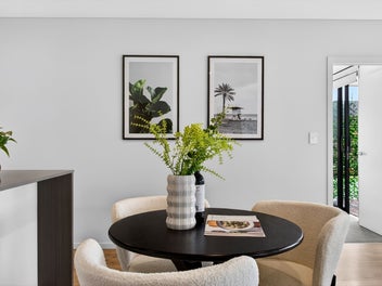 Effortless Albany Living - Space, Privacy & Style