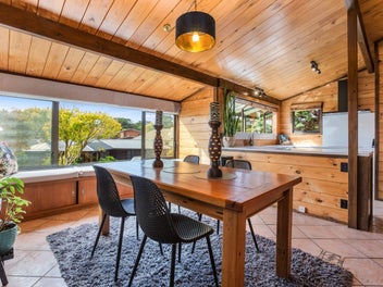 Character Sun-Filled Home with Bonus Studio
