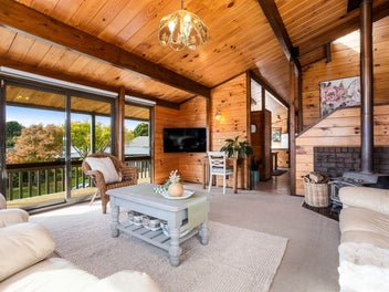 Character Sun-Filled Home with Bonus Studio