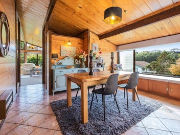 Character Sun-Filled Home with Bonus Studio
