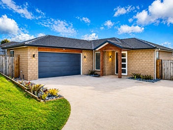 Discover Where Grand Living Meets Luxury