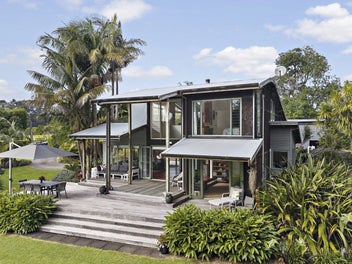 Private lifestyle living in Runciman