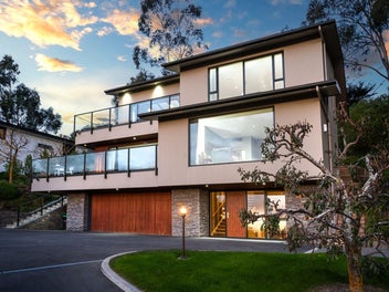 A Masterclass in Hillside Living!