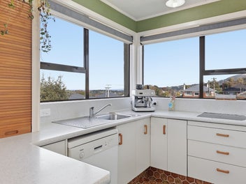 A Really Good Home, Plain and Simple