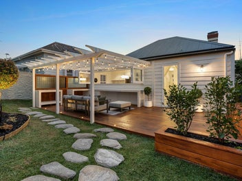 Stylish Living - Coveted Location