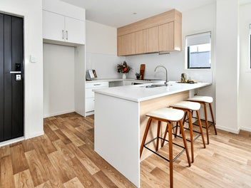 Tenant-ready investment, immediate returns