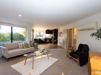 Parkside Privacy. Freehold Ease.