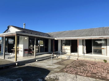 Image 1 of 14