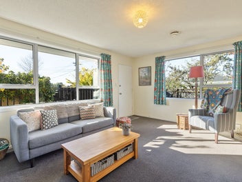 Easy Living and Intelligent Buying