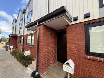 Image 1 of 11