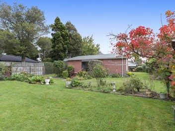 A well-located family home on 1,072 sqm MDZ land