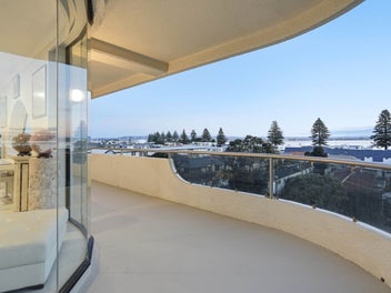 NEXT MOVE LOCKED IN – MUST BE SOLD!