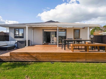 RURAL MOVE LOCKED IN - MUST SELL