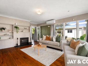 Hill Park Gem - Space, Potential, 1000sqm+