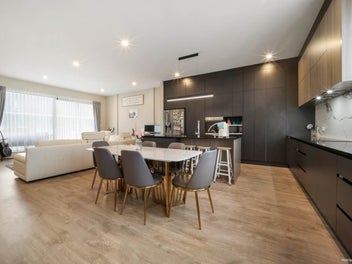 Super Spacious + Master Builder Guarantee - GZ!