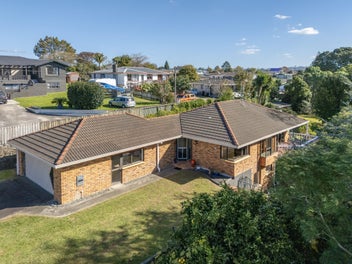 Two homes in private bush retreat, so many options