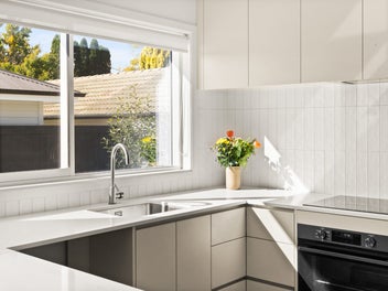 Stylish, Sunny and Move-In Ready