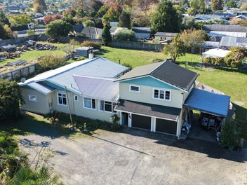 Sub-dividable Property Central Wakefield