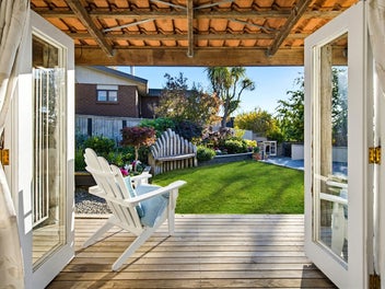 Capture Winter Warmth and Natural Light.
