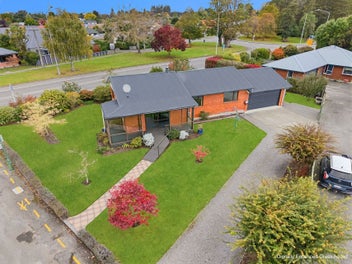 Great Value, Tidy Home