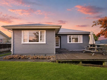 Character & Modern | Freehold - Near Hospital