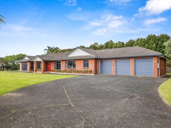 Dream Single-Level Home!