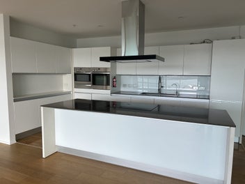 Image 1 of 21