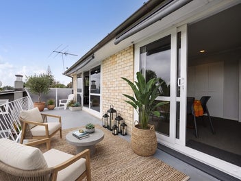 Open Home This Sun: 11.45am