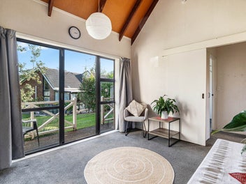 Brick & Tile Ready To Renovate-Bring Your Tradie