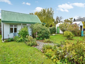 Cottage Charm