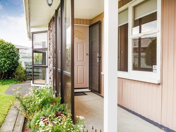 HELENA PLACE - WHERE SPACE MEETS POTENTIAL