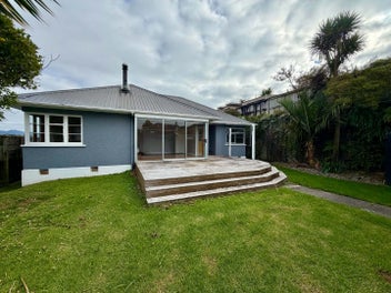 Image 1 of 20