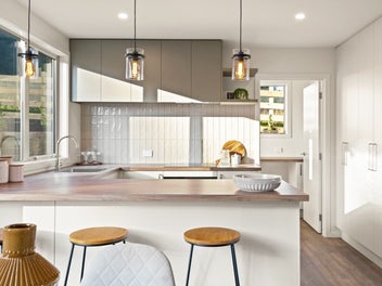 Brand New Duplex - 2 or 3 Bed Option available!