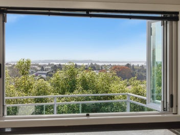 Discreet, Private Living with Views