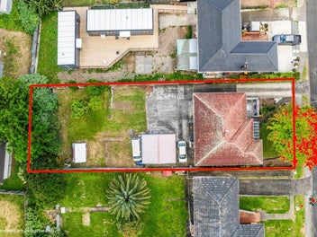 DEVELOPERS–RC & EPA APPROVED 878m² – MUST BE SOLD!