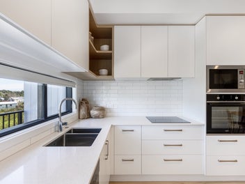 Three-Bedroom Contemporary Living in Brookfield