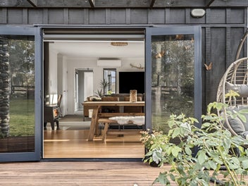 Affordable Lifestyle, Rural Views - Live In Style!