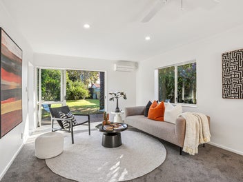 Freehold Brick Gem in Sought-After Peninsula