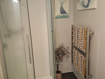Image 1 of 23