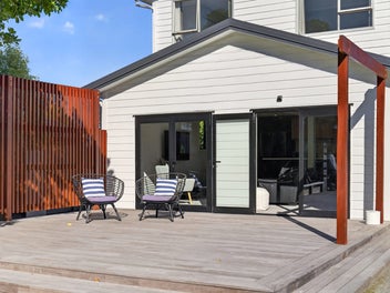 Modern and Stylish BEO $689,000