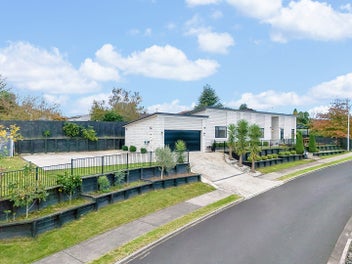 Captivating Street Appeal & Design