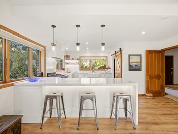 Owner Downsizing & Keen to Move On