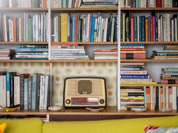MID-CENTURY MAGIC BY THE SEA