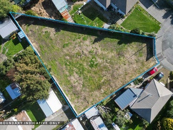 Great Sized Land, Strathern