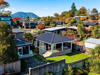 Your Ultimate Holiday Bolt-Hole.