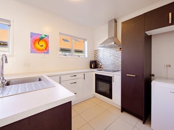 Private Delightful 3 Bedder!