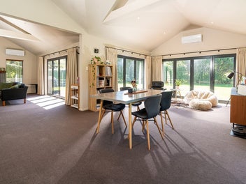 REFINED COUNTRY LIVING WITH EQUESTRIAN FACILITIES