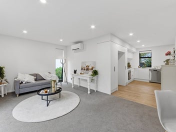 Merivale Gem – Near-New & Zoned for Top Schools